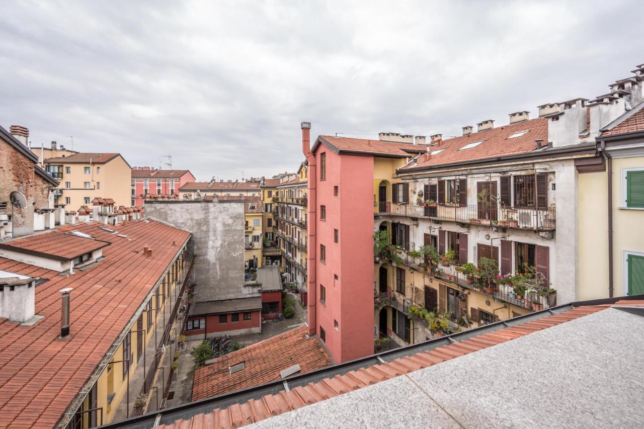 The Orange Attic - Navigli Area Lägenhet Milano Exteriör bild